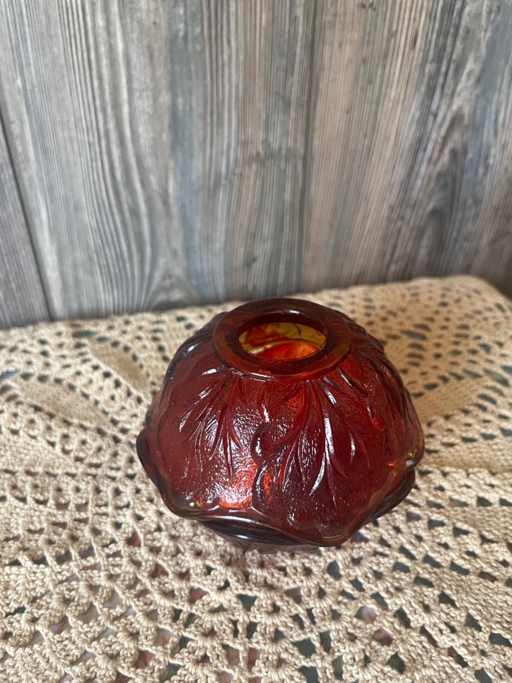 Rare Vintage Indiana Glass Pebble Leaf fairy lamp